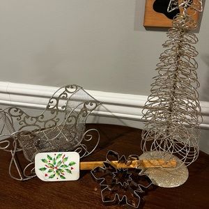 4 Piece Holiday Set - Gold Tree & Sleigh Snowflake cookie cutter holiday spatula